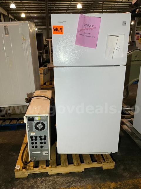 Lab Equipment (2 pcs)