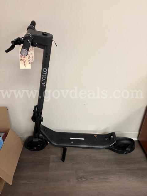 Apollo Go Electric Scooter -  CONFISCATED ITEM
