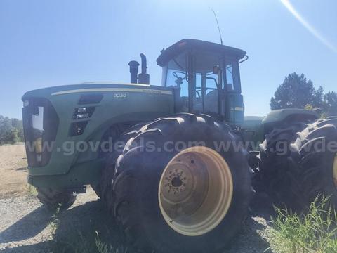 2010 John Deere 9230 Tractor