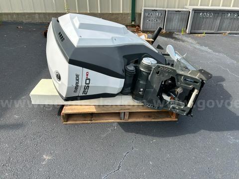 2018 Evinrude 250 HP Motor