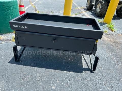 Setina Vehicle, Weapons Storage Box