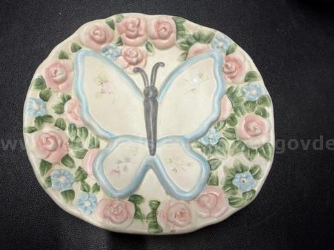 Vintage, Pfatzgraff Butterfly Plate, Excellent Condition, No Defects