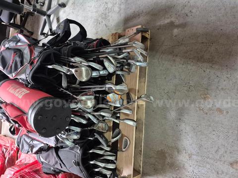 Lot of 120 golf clubs and 15 golf bags