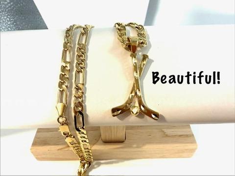 Unique, 24kt Gold Filled, 18 Inch Figueroa Necklace W/Hockey Stick Pendant