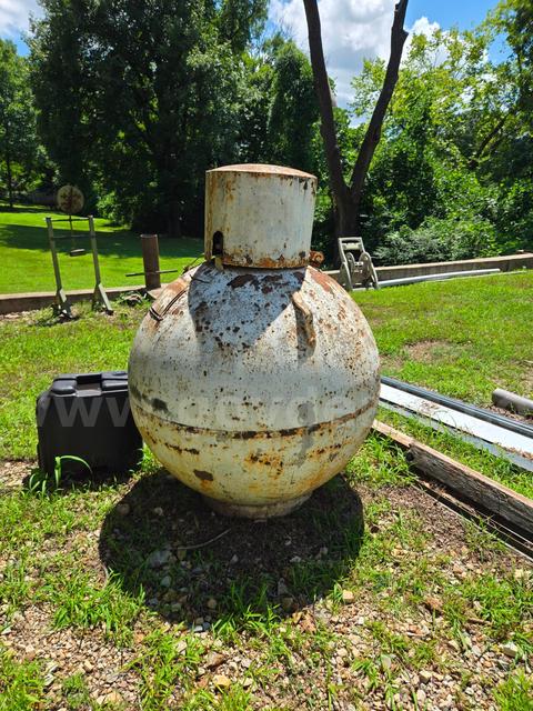 81 Gallon Propane Tank
