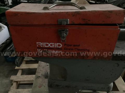 Metal Tool Box w/various tools