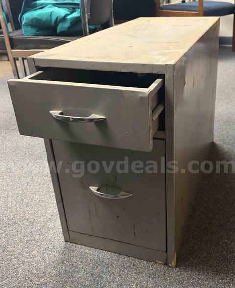 2 Drawer Filing Cabinet (*Juneau, AK*)