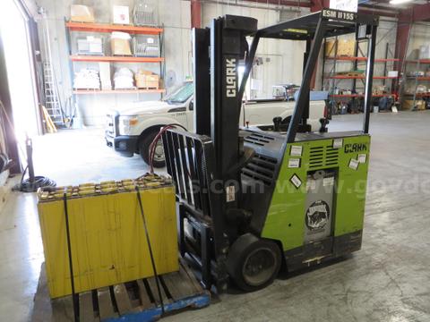 Clark Stand-Up Forklift. Model ESMII-15S. Functional.