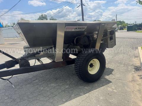 Adams 2 Ton Fertilizer Compost  Spreader Topdresser