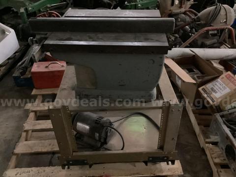 Machinery Table Saw