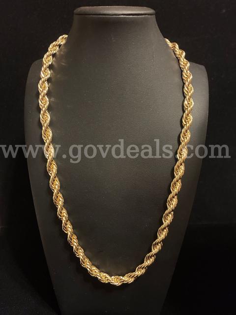 Gorgeous, 18K Gold Layered, 18 Inch, 8mm Rope Chain.