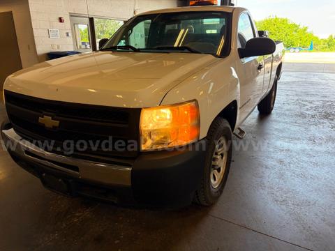 2009 Chevrolet Silverado 1500 Work Truck Long Box 4WD