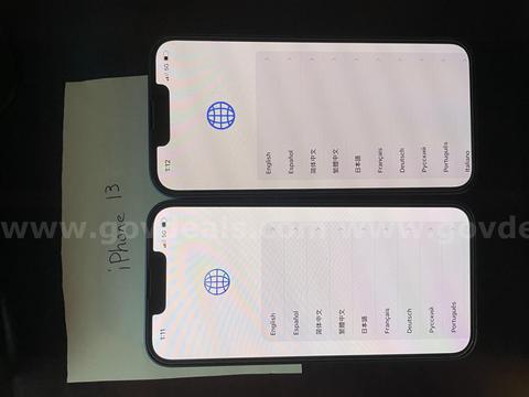 Lot of 2 iPhone 13