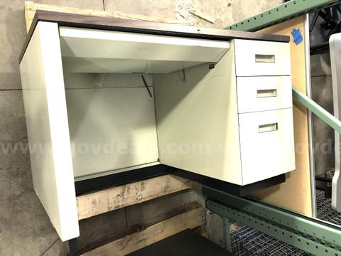 Used small metal desk with laminate top. (s2)