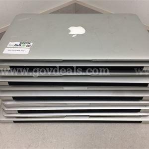 Lot of 10 Apple MacBooks, 6 2015's, 3 2014's, 1 2010