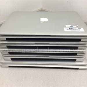 Lot of 10 Apple MacBooks, 2 2017's, 2 2015's, 1 2014, 5 2013's