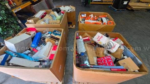 5 pallet Mixed Automotive Parts and Accessories
