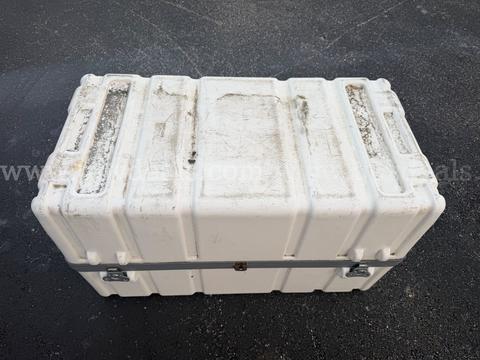 U.S. ARMY Military HARD TRANSPORTATION CASE "SOUTHCO" HUGE SIZE COLOR WHITE USED