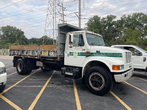 2000 International 4900