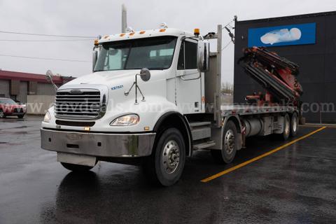 Fassi F360XP Knuckle Boom Crane Mtd on 2010 Freightliner Columbia 112 Tri/A Truck