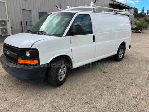 2003 Chevrolet Express CARGO VAN, 4.3L V6 OHV 12V