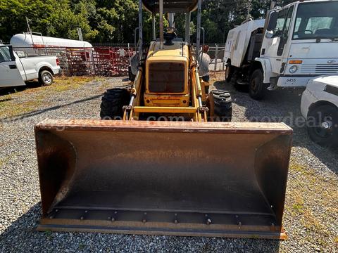 1998 New Holland 555E Backhoe