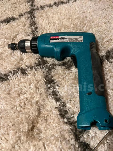 Makita Steel: 10mm (3/8") 6095D