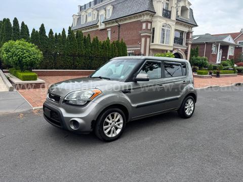 2013 Kia Soul +