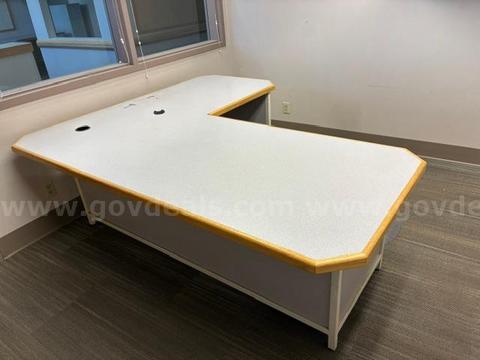 (1) L-Type Desk (Homemade)