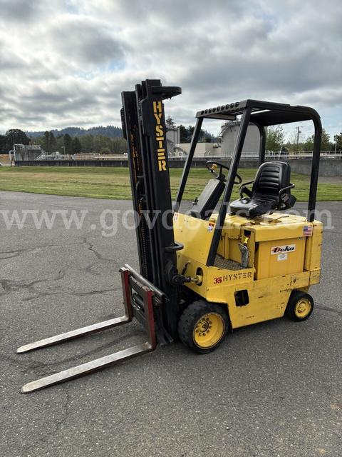 Hyster E35XL Forklift