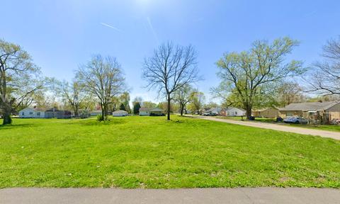 Residential City-lot in Anderson, IN, 41.7 Miles North-East of Indianapolis,