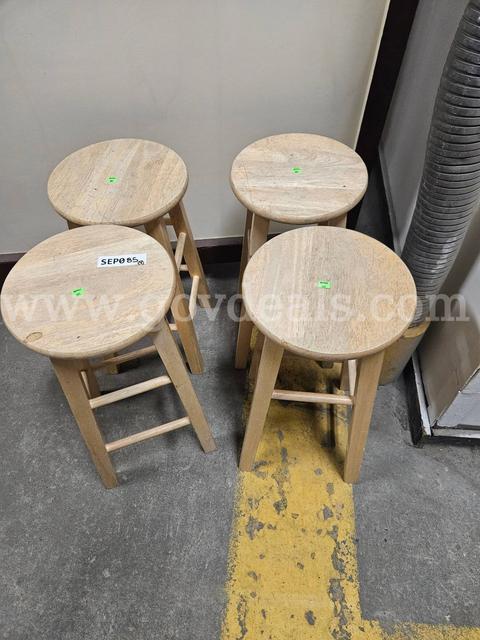 4 Wooden Stools