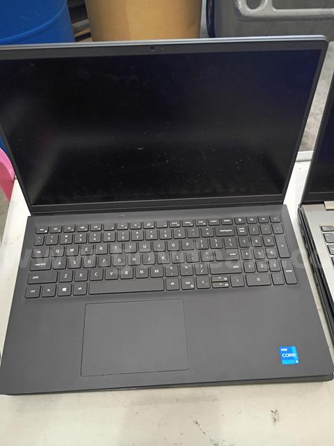 Lot of (18) Laptops