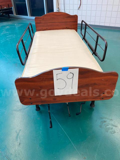 Training hospital beds