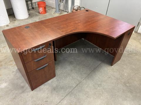Corner Desk