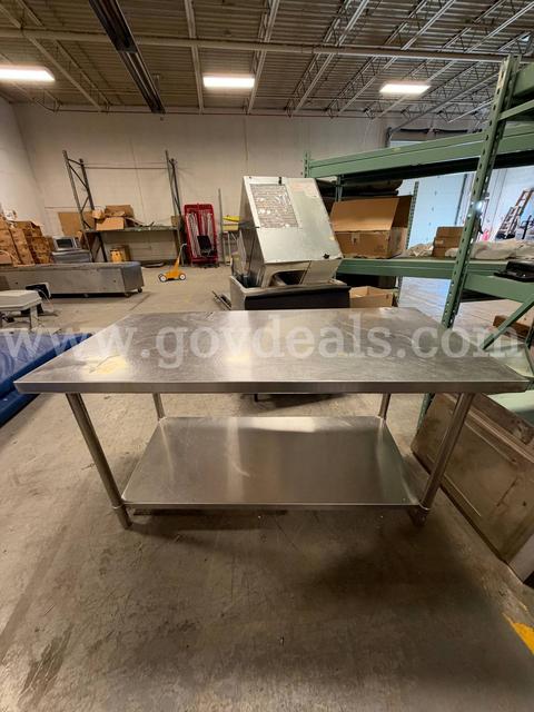 Commercial Stainless Steel Work and Holding Counter with Lower Storage Shelf – Used