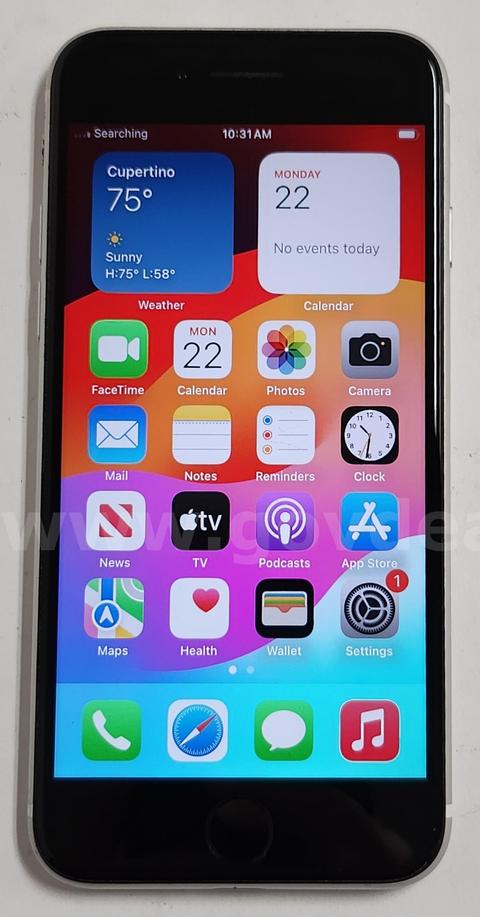 Apple iPhone SE (2nd Gen) 64GB β White β Clean IMEI β Unlocked (NSR)