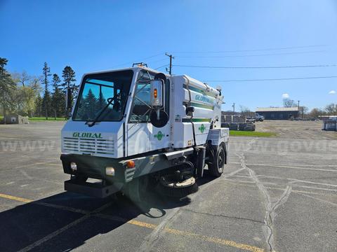 2018 GLOBAL STREET SWEEPER