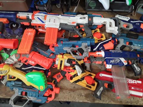 LARGE LOT of Nerf Blasters & Bullets