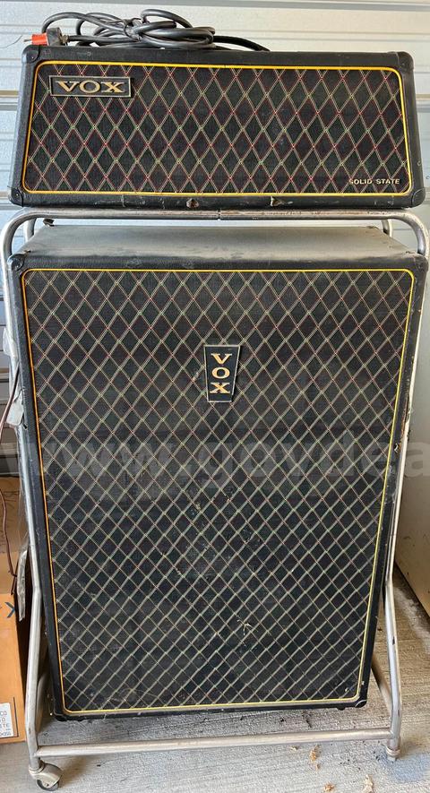 VOX Beatle Speaker Cabinet and Amplifier