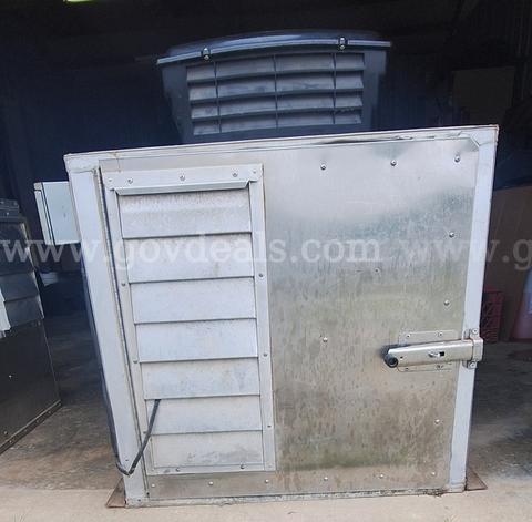 Stainless Steel dog box for a pickup