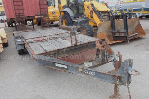 1990 Centreville Equipment Trailer