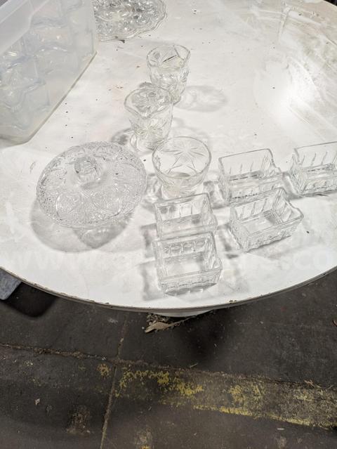 Assorted Glassware w/ table cloths
