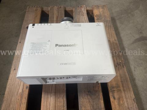 Panasonic PT-EX500U Projector