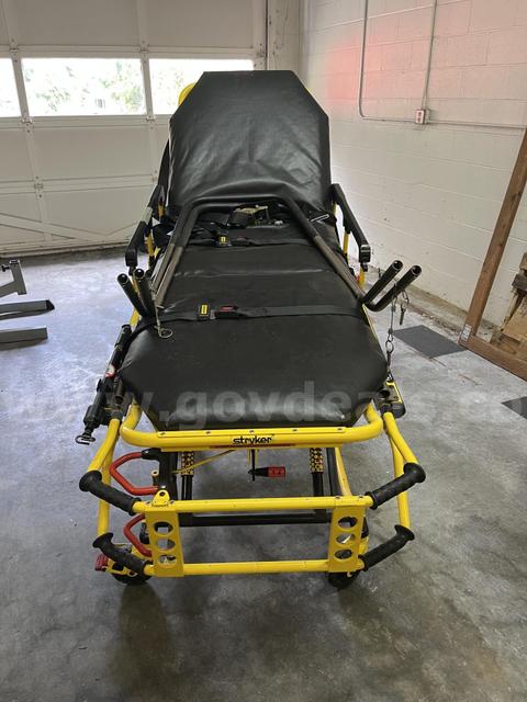 Stryker Bariatiric Gurney