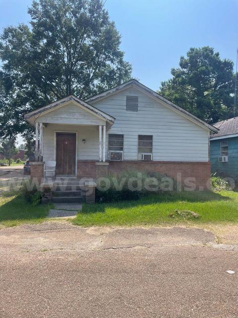 01140 Wood St Jackson MS 39203 - Vacant - Right of Redemption Expired