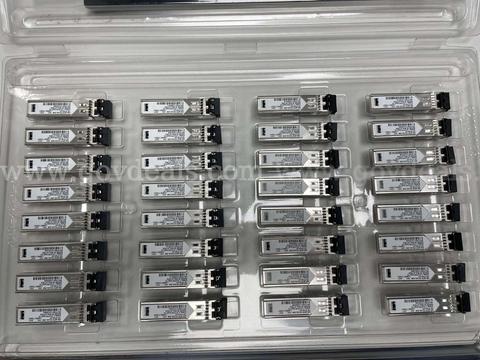 Lot of 32 Cisco DS-SFP-FC-4G-SW V01 4Gb Fibre Channel SFP Modules – 10-2195-01 – Open Box
