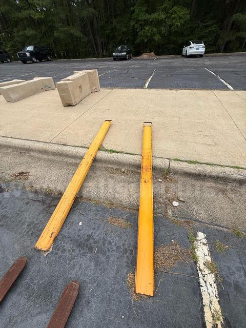 84" Slip-on Steel Forklift Fork Extensions