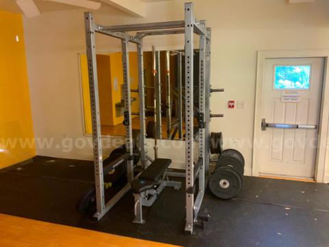 7 PIECES OF VARIOUS TYPES OF LIFE FITNESS WORKOUT EQUIPMENT.