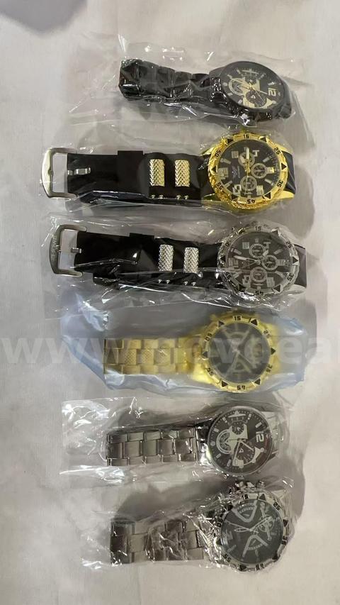 SHIPPING AVAILABLE 6 styles of men's sports chronograph watches with different colorways and straps(W1-04)